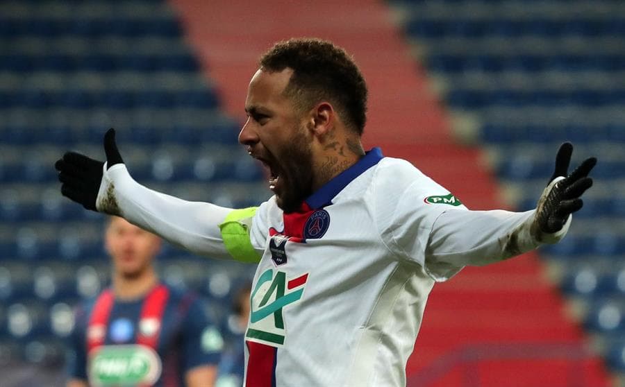 El Paris Saint Germain, por la mínima, derrota al SM Caen. El gol fue por parte de Moise Kean y le da la victoria a su equipo en la Copa de Francia. El astro brasileño, Neymar, salió lesionado del campo y será duda ante el Barcelona.