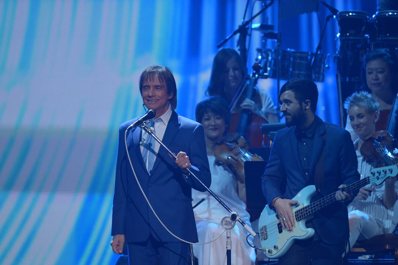 Su conmovedora voz llegó una vez más para tocar los sentimientos de los asistentes.