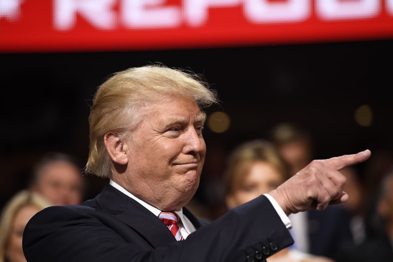 Tras su duro discurso antiinmigración, Trump irá a pedir el voto en zonas hispanas en la recta final de campaña