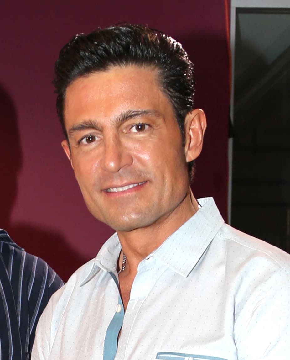 Desde hace varios años, Fernando Colunga reside en Miami.
<br>