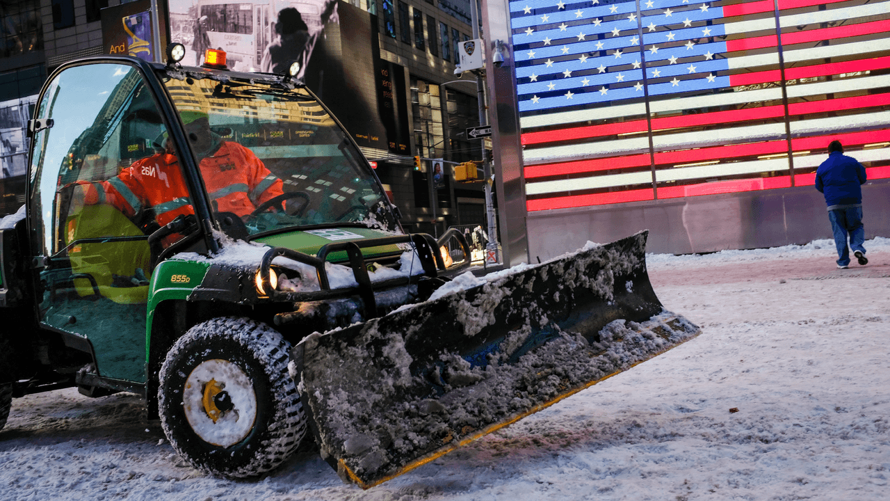 Emiten advertencia por nevada en Nueva York durante la noche del sábado