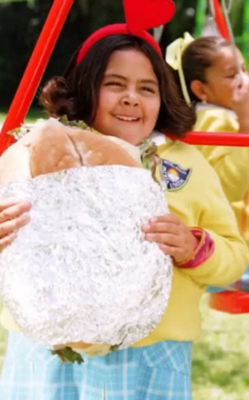 <b>Ana Paulina Cáceres</b>, que interpretó a la inolvidable 'Polita' en '
<b><a href="https://www.univision.com/famosos/te-acuerdas-del-elenco-de-la-telenovela-vivan-los-ninos-asi-lucen-ahora-fotos" target="_blank">¡Vivan los Niños!'</a></b>, sufrió un trastorno alimenticio que logró vencer.