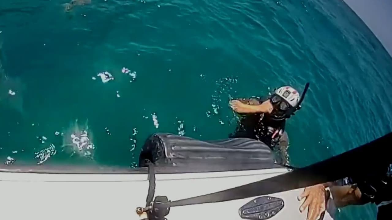 Rescatan a tres buzos en los Cayos de Florida: el operativo quedó captado en video