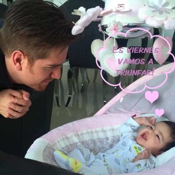 También le ha dedicado algunas canciones y conforme ha ido creciendo los encuentros son cada vez más divertidos.