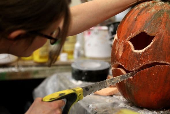 Se podrá disfrutar de un ambiente terrorífico y mucha diversión.