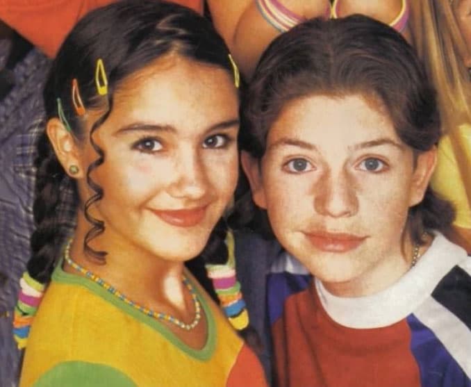 Cuando era un adolescente se convirtió en novio de Dulce María, además fue él quien le dio su primer beso.