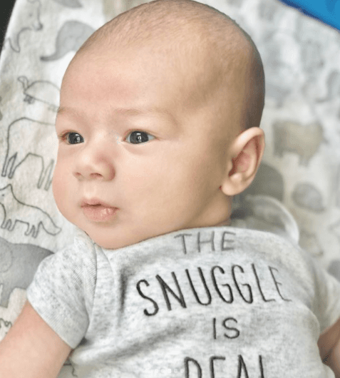 Liam estaba muy bien portado, posando para las fotos.