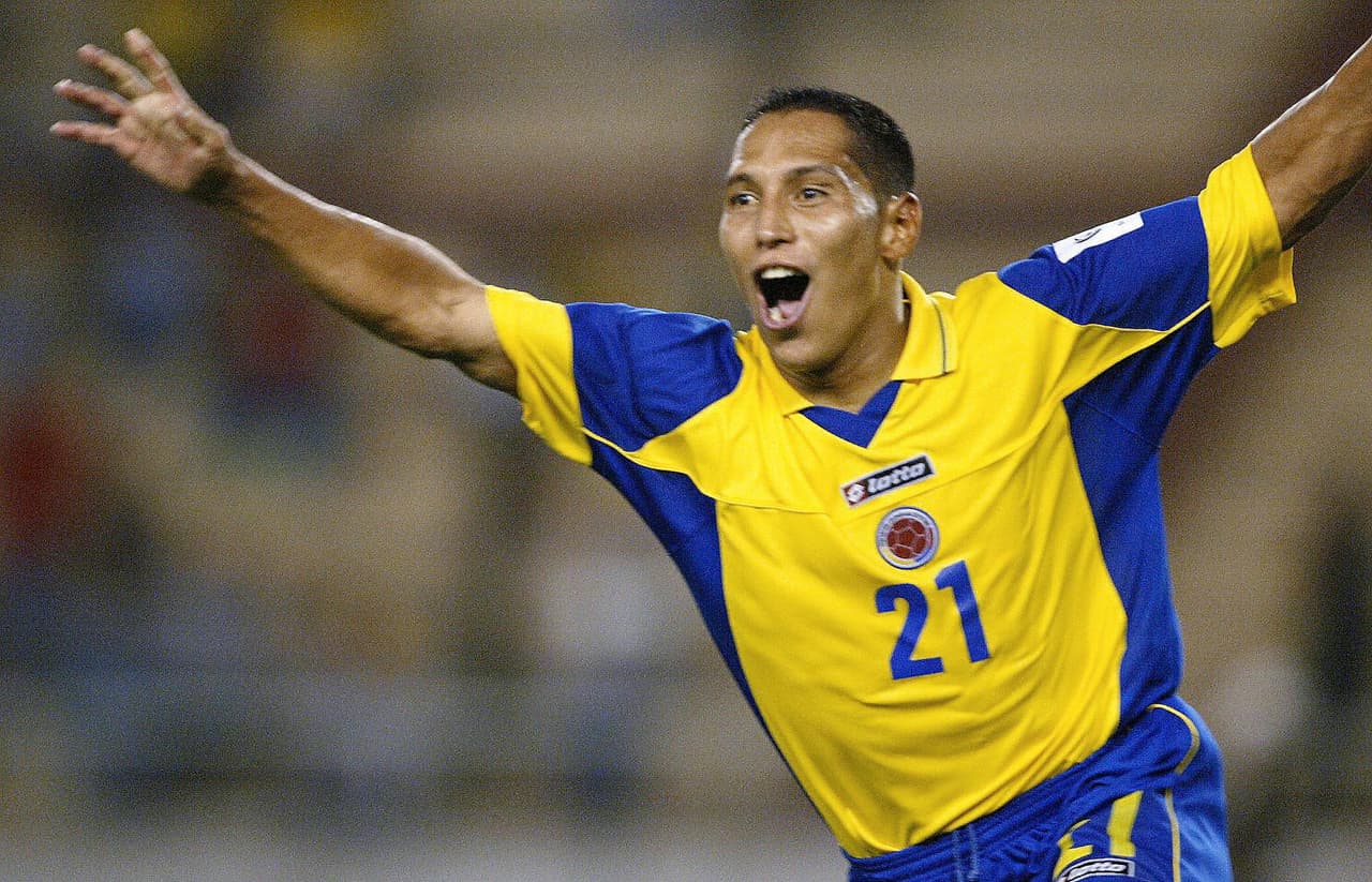 El segundo más sonado es John Javier Restrepo, el mediocampista recorrió varios equipos (Cruz Azul, Veracruz, Tigres, Atlético Celaya) mostrando destellos de su nivel, pero sin poder consagrarse en alguno