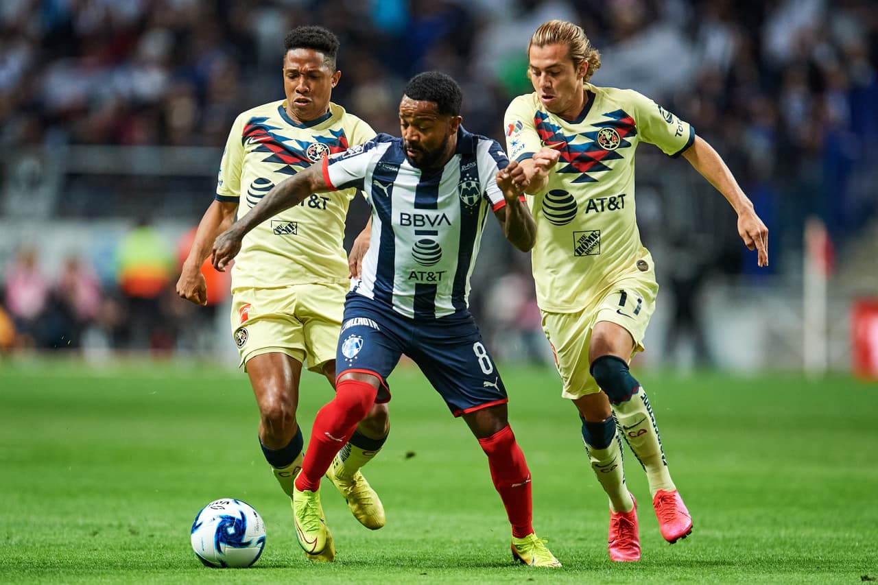 Los primeros 20 minutos el partido fue de ida y vuelta.