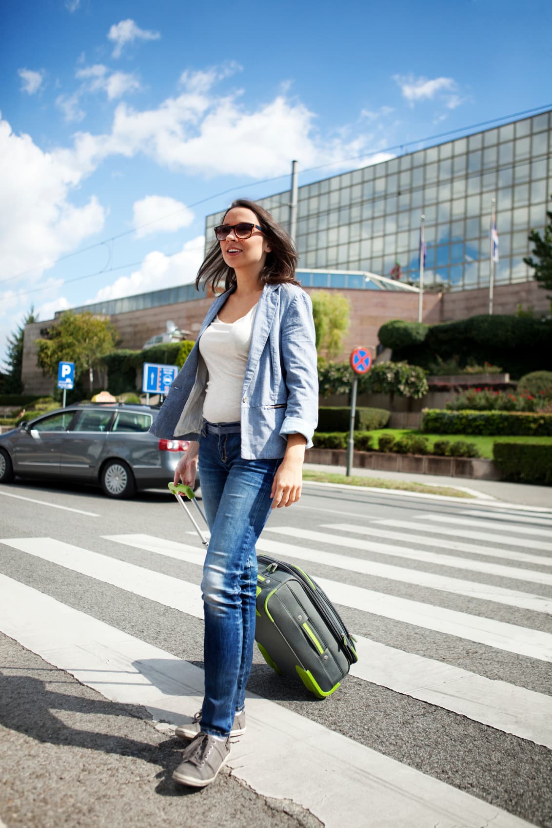 No tendrás nada qué temer, tu forma de ser, independiente y espontánea, te abrirá los caminos que pensaste, erróneamente, estaban cerrados para ti. Profesor Zellagro