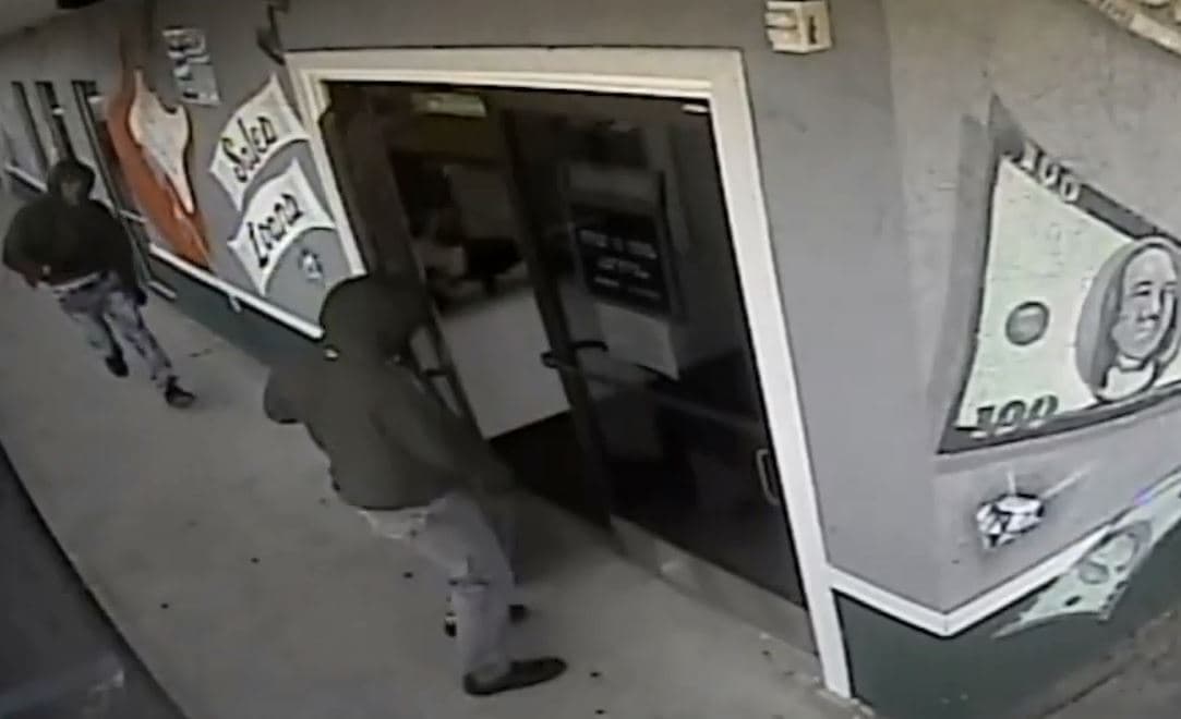 Policía de Vallejo revela el video de un robo en donde los sospechosos mataron al dueño de una casa de empeño