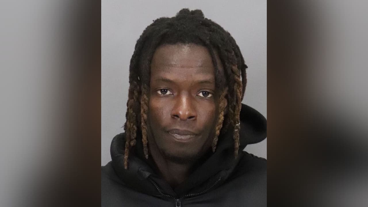 Arrestan a sujeto acusado de extorsión sexual que llevó al suicidio de un adolescente