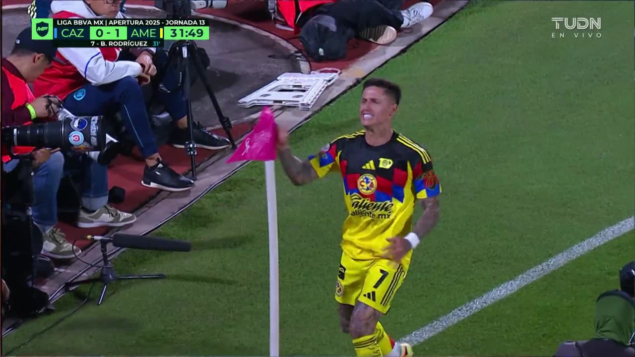 ¡Golazo del América! Sánchez deja un regalito a Rayito y el uruguayo no falla