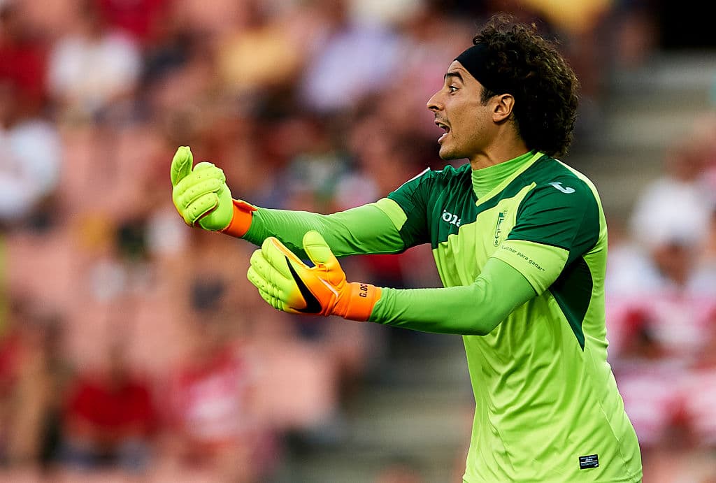 El Granada y Guillermo Ochoa volvieron a caer, ahora lo hicieron ante Alavés