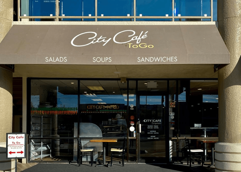 <b>City Café</b>, ubicado en Lovers Lane,
<b> fue el primero que este año cesó sus operaciones</b>. Los propietarios adjudicaron esta decisión a los altos costos para arrendar el local. Sin embargo, su negocio hermano City Café To Go Bistro, sí está abierto.
<br>