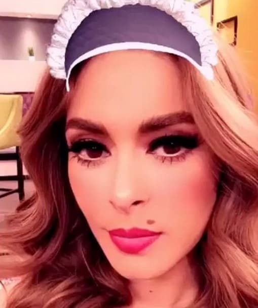 Para probar otros looks tambipen usó el filtro de camarera, ¿qué opinas?