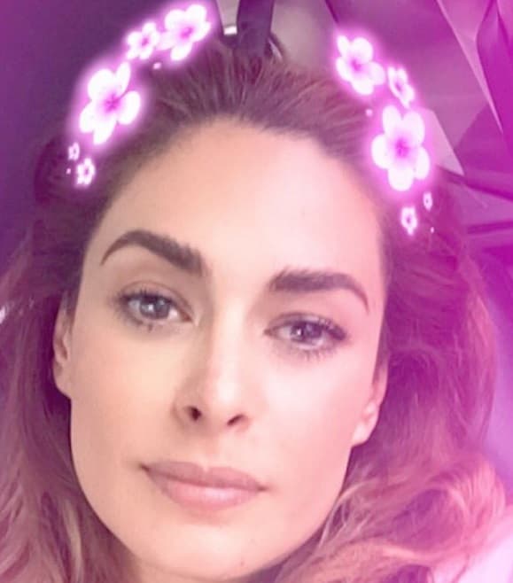 La actriz es muy cercana a sus redes sociales, y ahora con Snapchat ha encontrado otra manera de entretenerse.