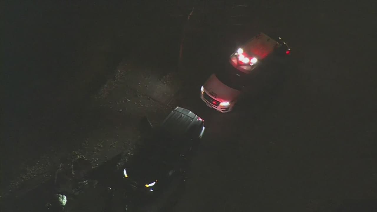 Familia deja camioneta encendida en el Bronx y se la roban con una niña en el interior