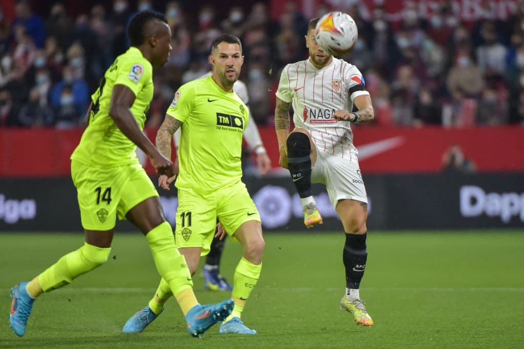 Papu Gómez y Rafa de Mir son los encargados de batir la portería de Edgar Badia para poner el 2-0 definitivo en el marcador y sumar tres importantes unidaes.