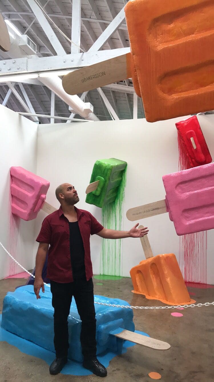 El locutor de 'El Bueno, La Mala y El Feo' estuvo en el museo más importante acerca de helados en el mundo.