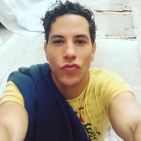 La fama ha hecho que su vida personal esté expuesta ante los medios de comunicación y esto le ha traído algunas consecuencias negativas, en 2007 fue víctima de la extorsión y se sintió obligado a declararse abiertamente homosexual.