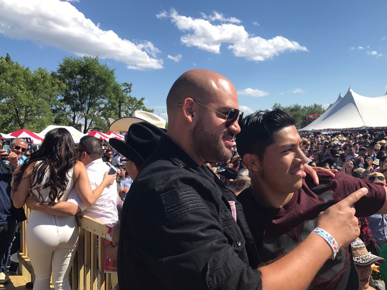 Para Raúl 'El Pelón', Carla Medrano y El Feo será muy difícil borrar de sus mentes lo vivido en la ciudad de los vientos después de este gran evento al lado de La Arrolladora Banda El Limón, Gerardo Ortiz, Calibre 50 y más.