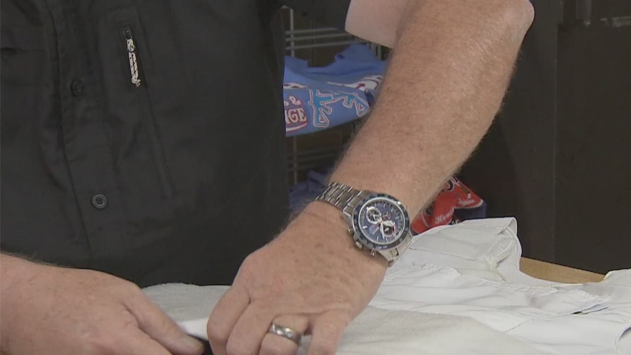 ¿Son seguros los chalecos antibalas? Surgen cuestionamientos ante la muerte de un policía de Houston