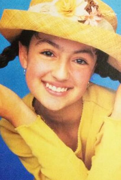 La simpatía y talento de Marisol Centeno resaltaron desde sus primeras apariciones en la telenovela 'Agujetas de color de rosa' cuando interpretaba a Anita, la hija más pequeña de la familia Armendares.