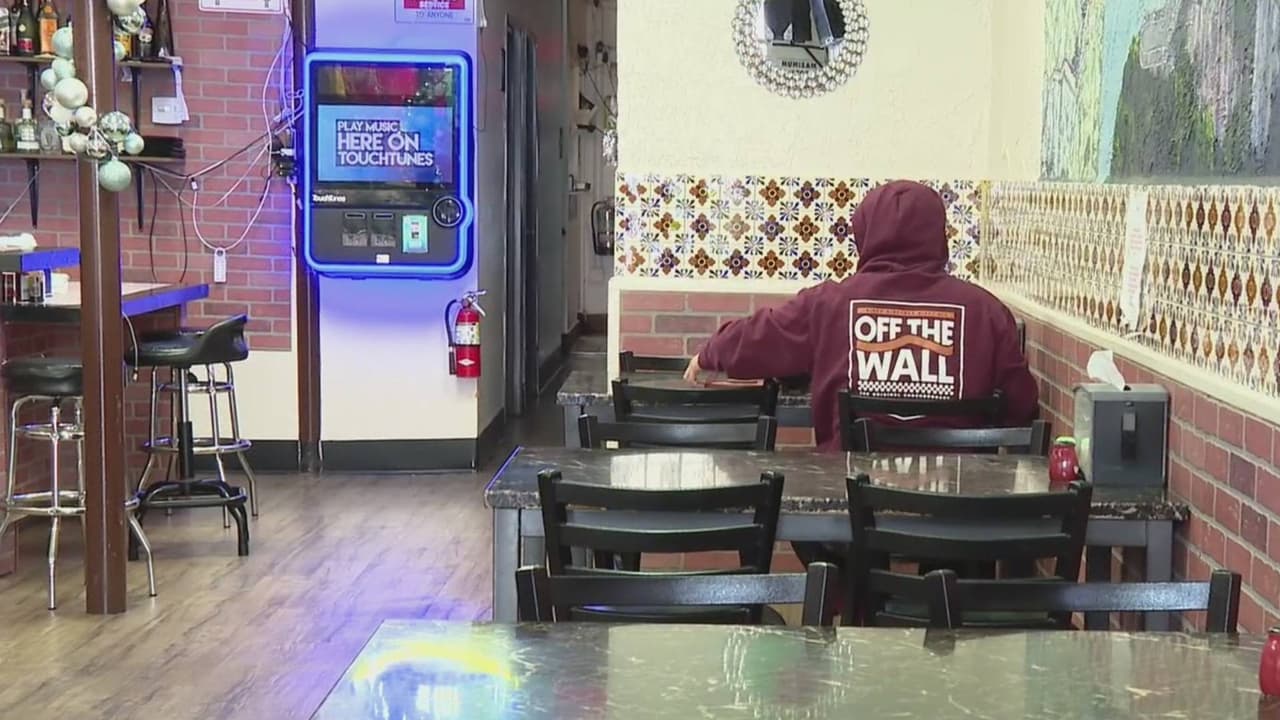 Anuncian ayuda para negocios afectados por operativos migratorios en LA: así se puede solicitar