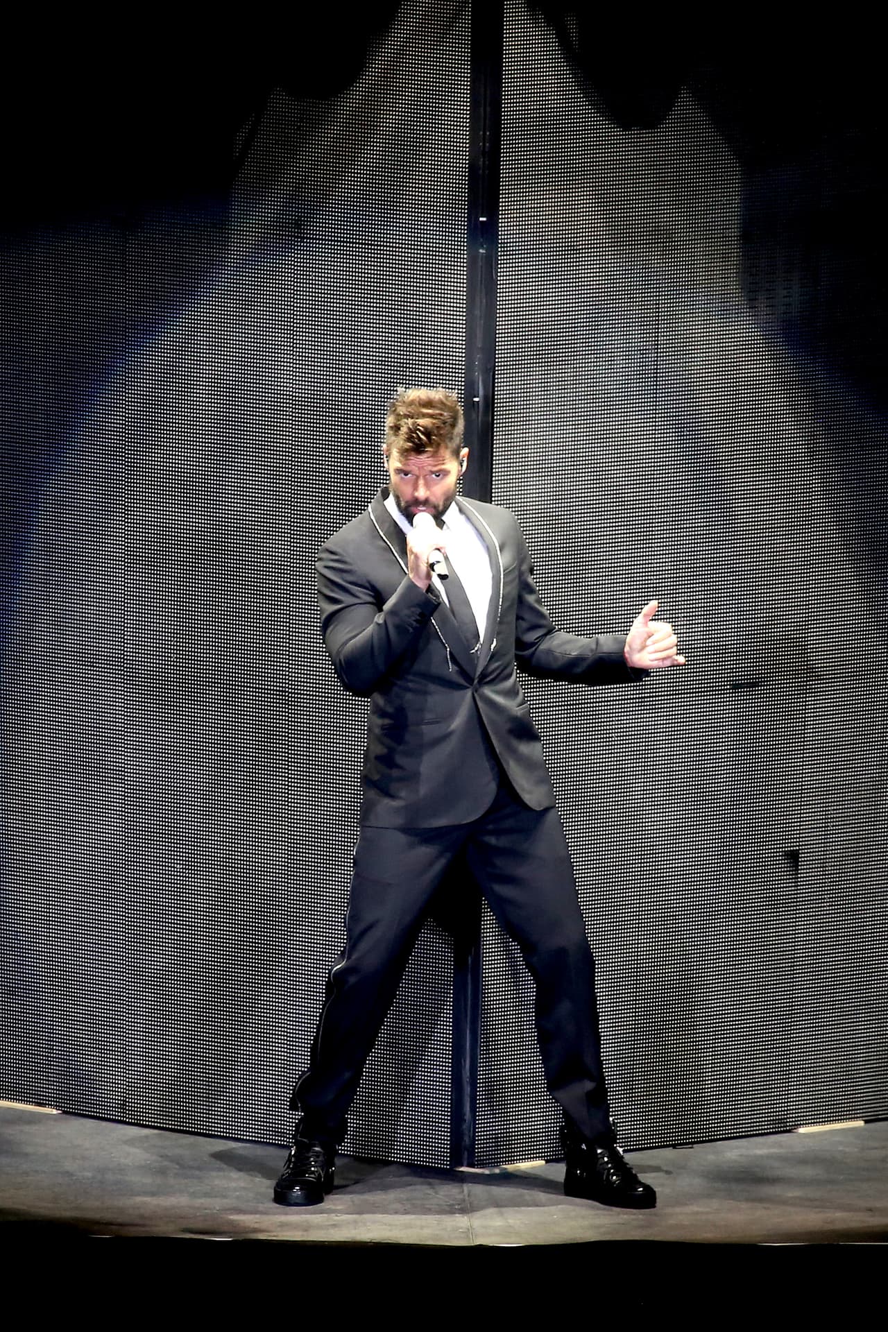 Además de debutar como presentador de esta magna ceremonia, Ricky Martin hará vibrar el escenario con el estreno de su nuevo sencillo ‘Cántalo’.
<br>