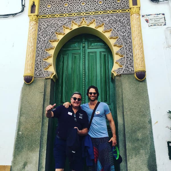 Él es Óscar Rulli, el suegro que a cualquier 'Rullinática' le gustaría tener. ¿Crees que se parecen padre e hijo?