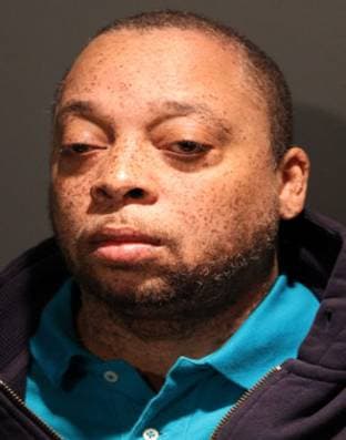 Fianza de un millón de dólares a hombre que disparó a su vecino en gimnasio