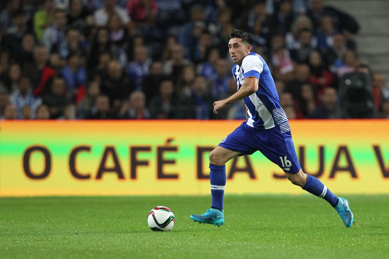 Técnico del Porto respalda a Héctor Herrera