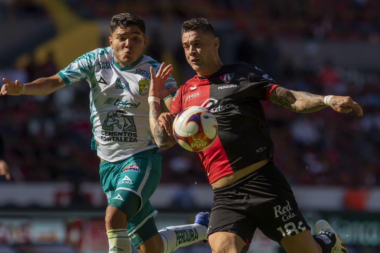 Atlas no pudo domar al León que sigue en franca mejoría en el Guardianes 2021.