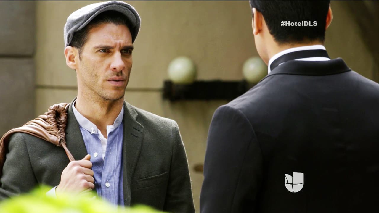 ¡Qué bueno que ya llegaste al Gran Hotel, Julio!