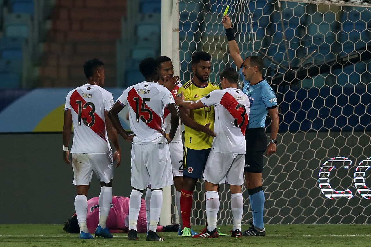 Perú se lleva los tres puntos y deja a Ecuador en el último lugar del Grupo B con tan solo un punto.