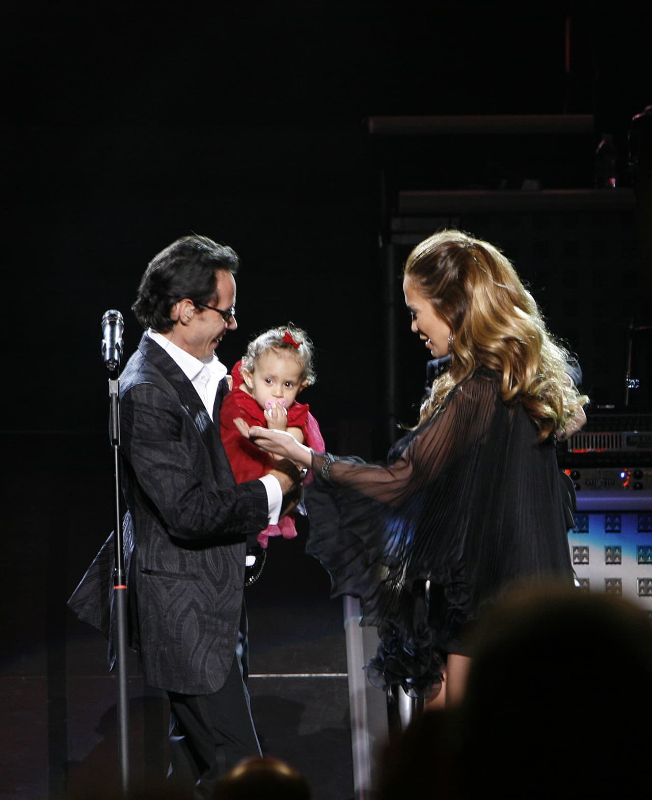 Como cuando apareció en un evento por el Día de San Valentín en el Madison Square Garden, en febrero de 2009, y a tan solo unos meses de haber nacido.