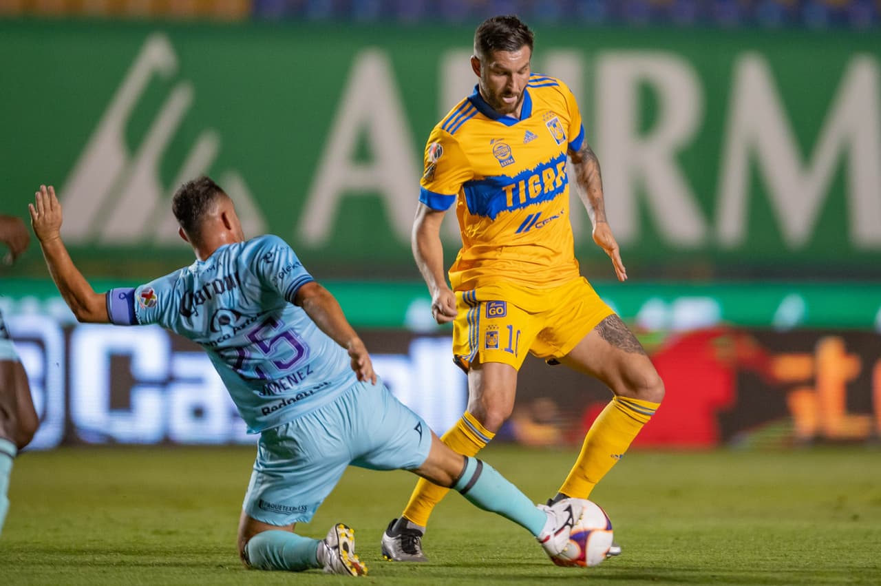 Tigres se queda con 10 hombres desde el minuto 10 y Mazatlán no desaprovecha la superioridad y vencen 1-2 a Tigres. Los felinos bajan a la doceava posición y Mazatlán sube a la octava, todo queda a la espera de otros resultados.