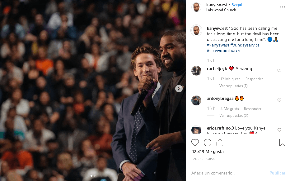 West compartió en Instagram 
<b><a href="https://www.instagram.com/p/B4_QXLsHd5Z/" target="_blank">imágenes de su participación</a></b> en la ceremonia y retomó una de las frases que pronunció ahí: "Dios me ha estado llamando durante mucho tiempo, pero el diablo me ha estado distrayendo", escribió.