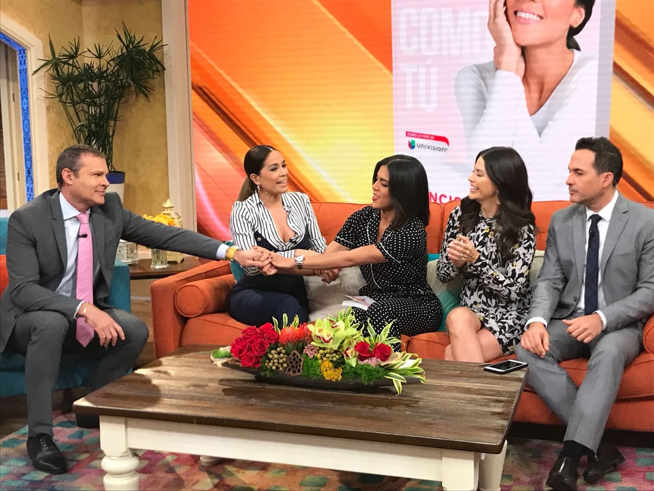 Karla Martínez tomó la palabra. Ella le dijo a Francisca lo orgullosos que están de ella.