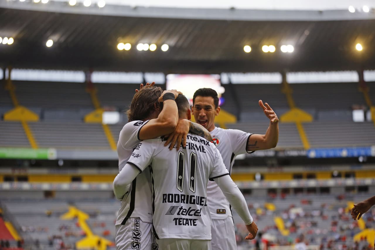 Xolos le remontó al Atlas para derrotarlo 1-2 en el Estadio Jalisco con goles de Lucas Rodríguez y Renato Ibarra en la Jornada 5.