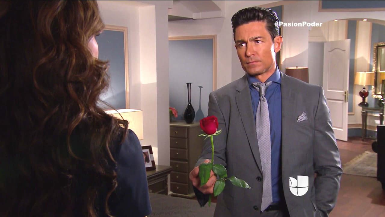 ¡Qué sorpresa Eladio! Julia no se esperaba este detalle.