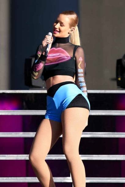 La estrella sexy del Hip Hop dejó a más de uno babeado a propósito de su sugerente coreografía durante su presentación en el cierre del festival de verano en LA #MadeInAmerica. ¿Quieres ver más fotos? más fotos aquí