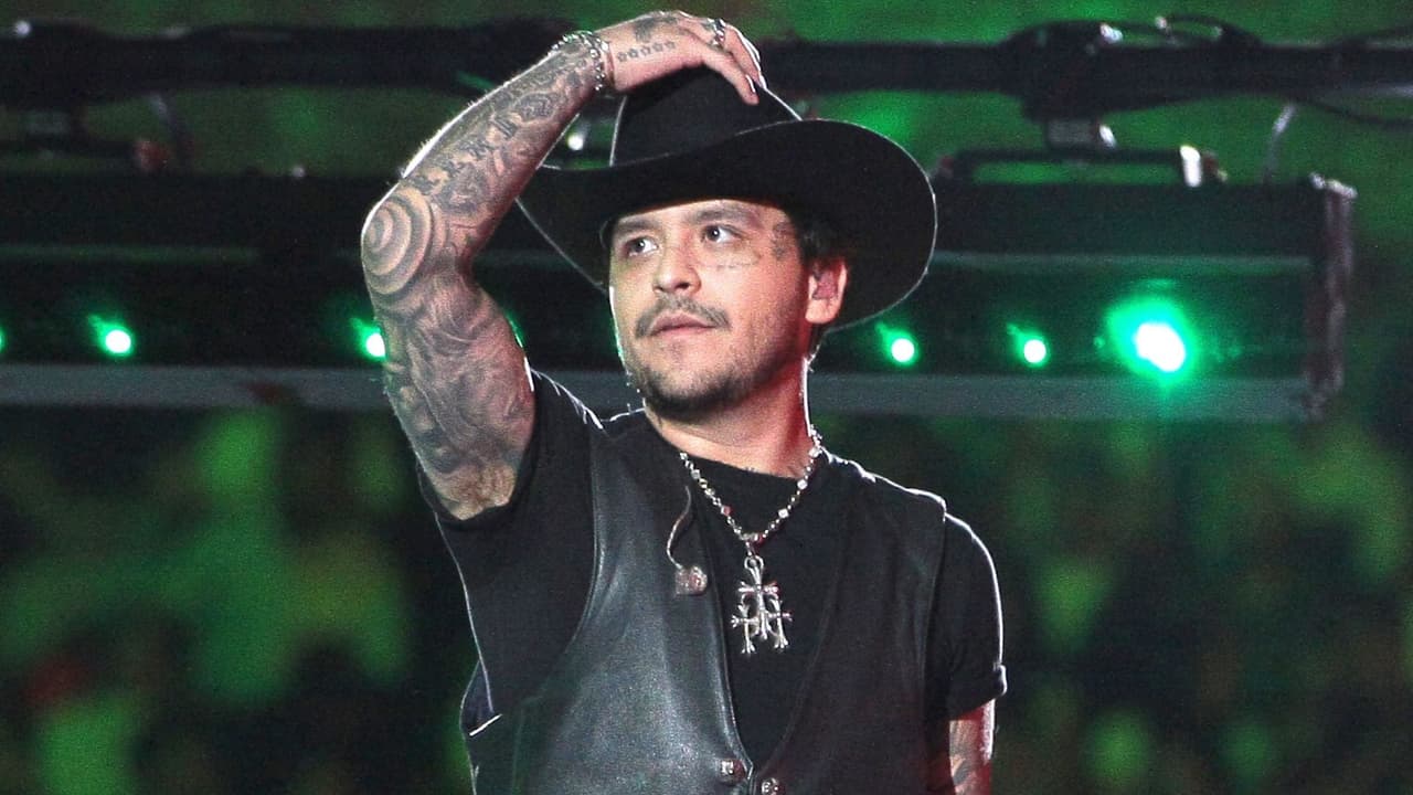 Christian Nodal estalla contra "su sangre" y envía mensaje a quienes le hicieron daño