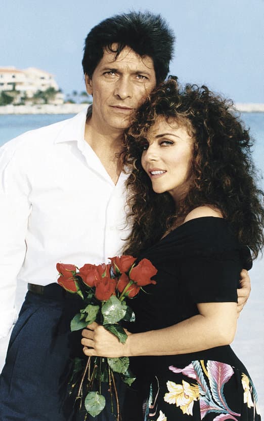 Valentina y Fernando desaparecieron de la historia: la pareja fue asesinada en su boda. Los personajes principales fueron sustituidos por Angelita, interpretada también por Verónica Castro, y Julio, a quien dio vida Rafael Rojas.