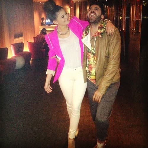 Han pasado seis años desde entonces, y las hermanas Jenner han continuado exitosamente con sus proyectos empresariales, mientras que nuestro querido Jomari se ha convertido en un famoso y respetado 'stylist'.