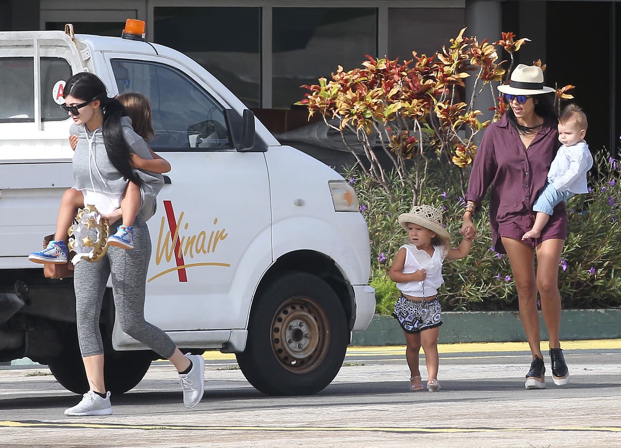 Las Kardashian se van de St. Barts.