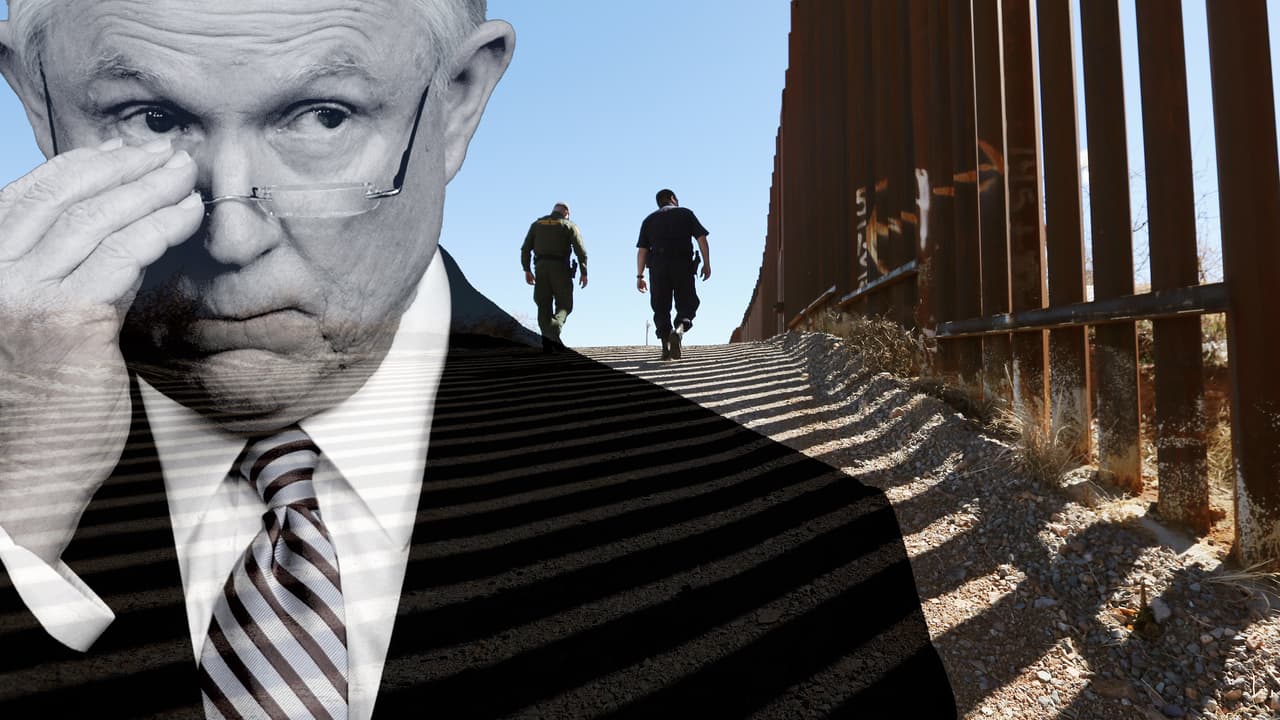 El fiscal general Jeff Sessions viaja a Nogales, Arizona, donde ya hay valla fronteriza construida.
