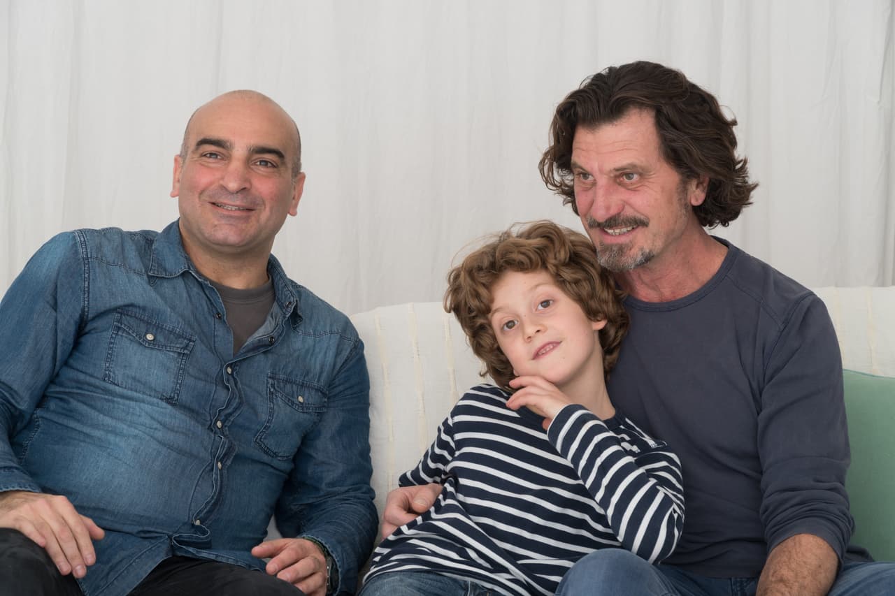 Es difícil identificar los hogares encabezados por dos hombres, ya que no son incluidos por la Oficina del Censo.