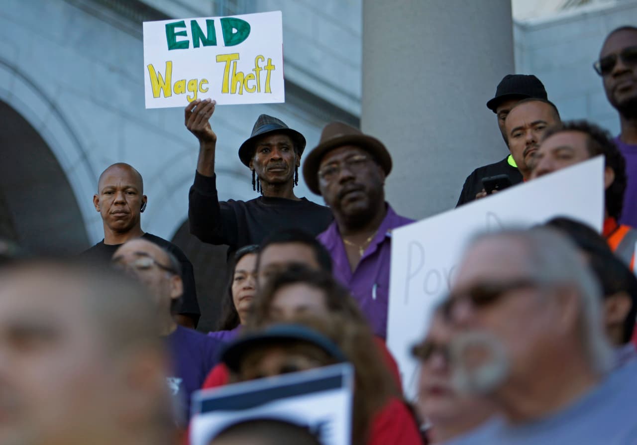 Proyecto de ley en Nueva York busca encarcelar a empleadores que roben salarios